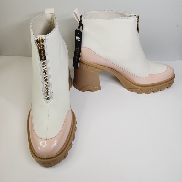 Sorel Zippered Leather Booties - Picture 6 of 9